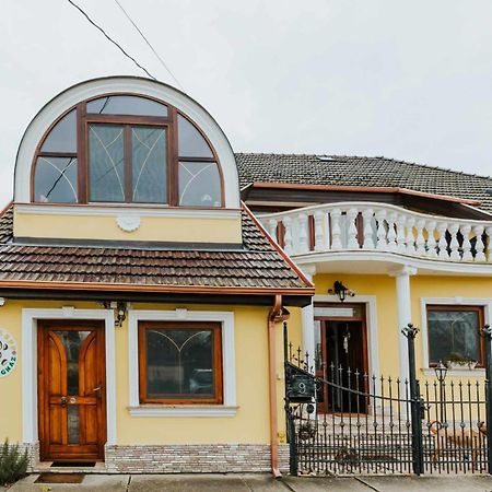 Kipp-Kopp Vendeghaz Daire Segedin Dış mekan fotoğraf